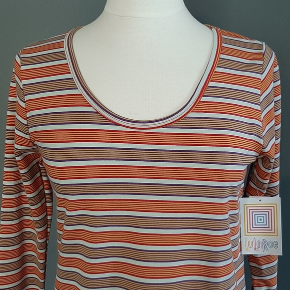 NWT LuLaRoe Lynnae-S with Stripes and Long Sleeves - Picture 4 of 14